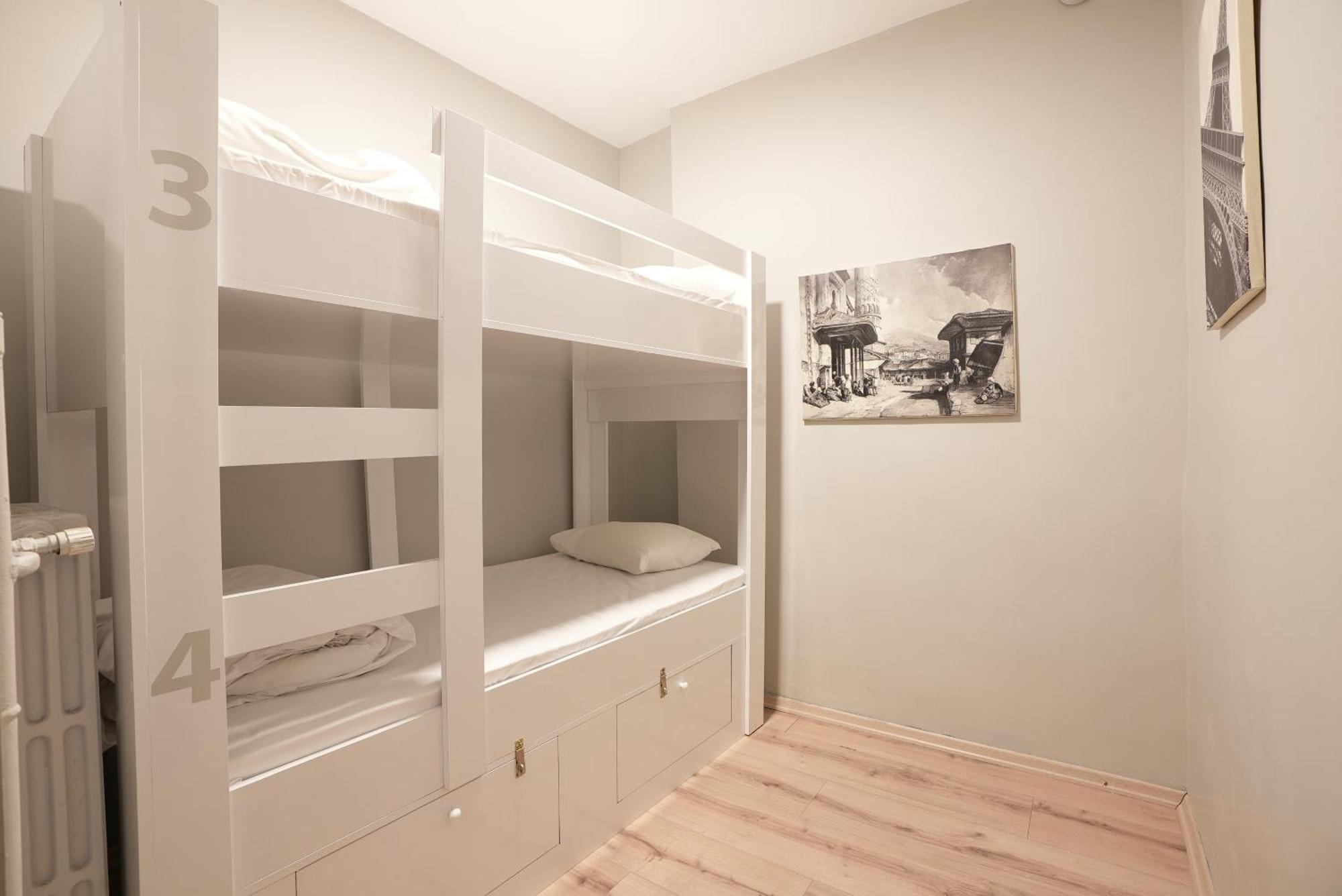 بيت شباب تشيرس فينتيدج اسطنبول المظهر الخارجي الصورة A bunk bed